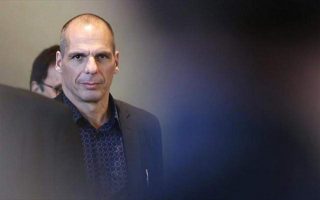 Varoufakis attributes SYRIZA losses to ‘inconsistencies of last 4 years’