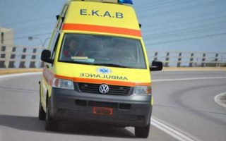Man, 23, dies in car crash north of Athens