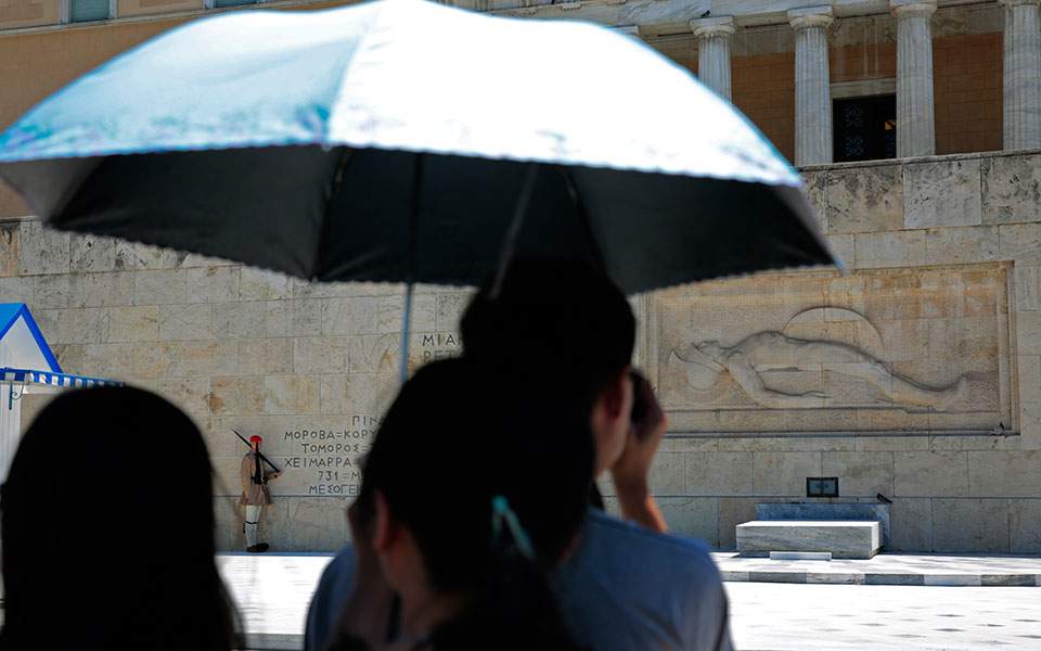 After western Europe, Greece bracing for mini-heat wave