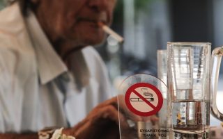 Ministry moves on smoking ban