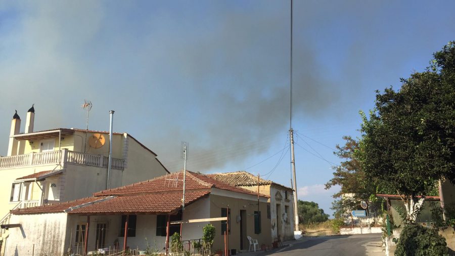 Two villages evacuated in Corfu as blaze approaches houses