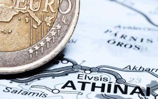 Greece sells 3-month T-bills at negative yield