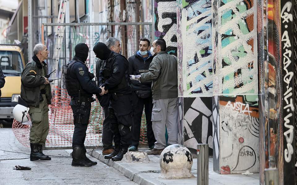 Greek police evict migrants from Exarchia squats