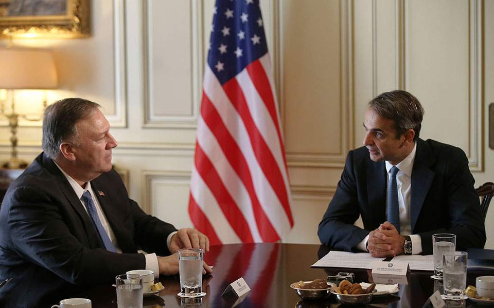 Mitsotakis to Pompeo: Looking forward to positive US contribution on East Med issues