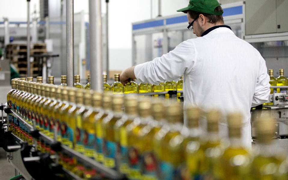Greek olive oil cheaper in the US than Spain’s