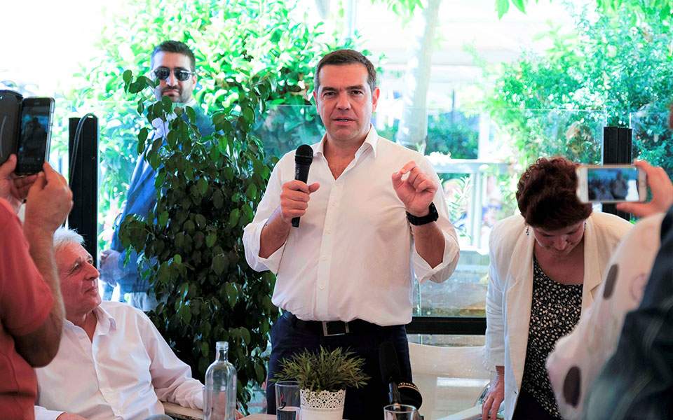 Tsipras slams ND as he seeks to broaden electoral catchment