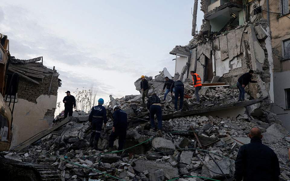 Greece sending help to Albania after destructive quake