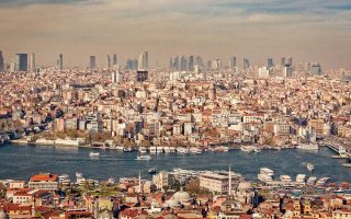 Turkey detains four in Vebitcoin investigation