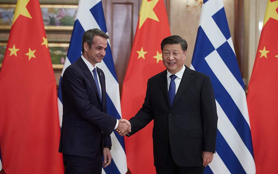 Greece determined to attract foreign investment, Mitsotakis tells Chinese president