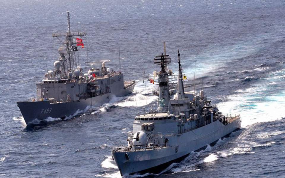 Turkish frigates sailing between Crete and Libya