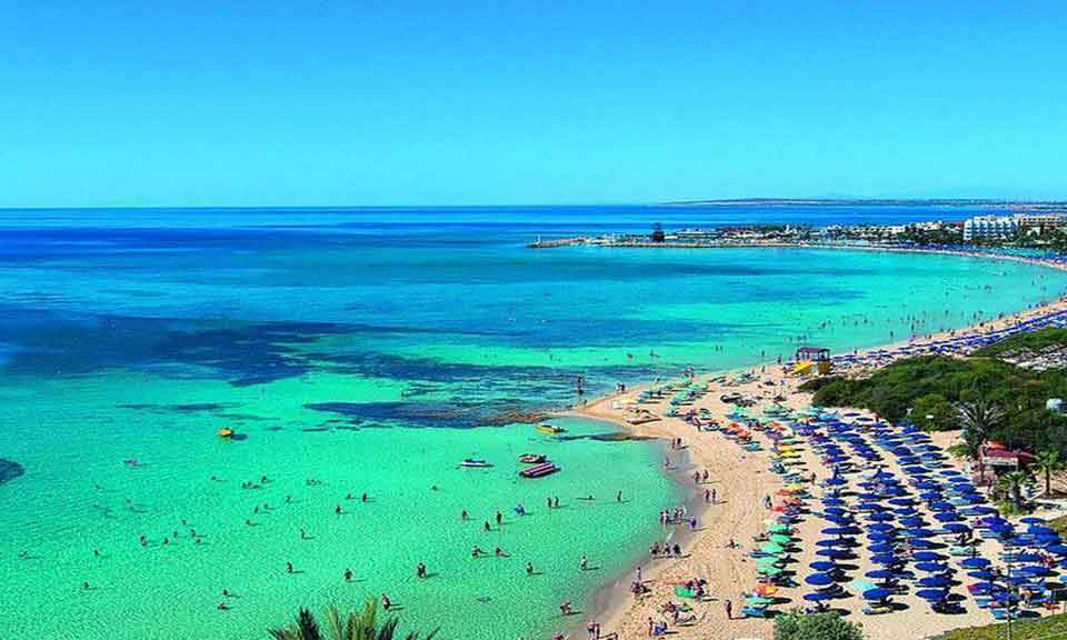 Cyprus expects 600,000 tourists by August