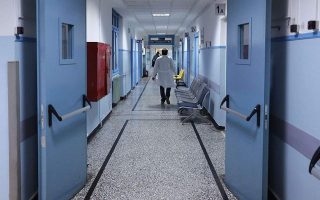 105 medics, patients in Elpis hospital test negative for coronavirus