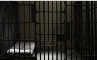 Georgian national kills himself in Alexandroupoli police cell