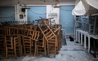 Restaurateurs in Greece to join ’empty chairs’ protest rally