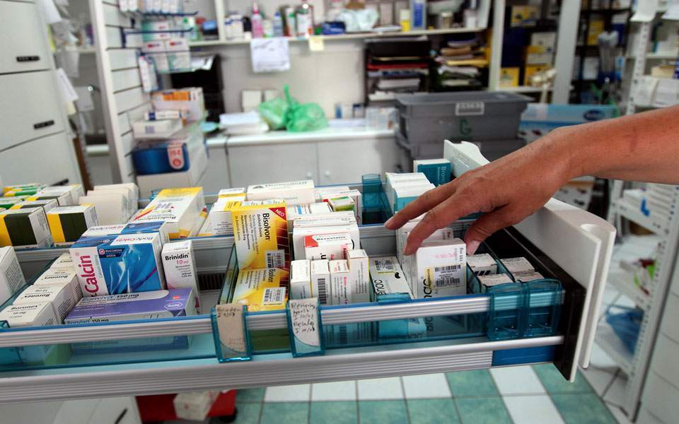 Law bans sale of antibiotics without prescription