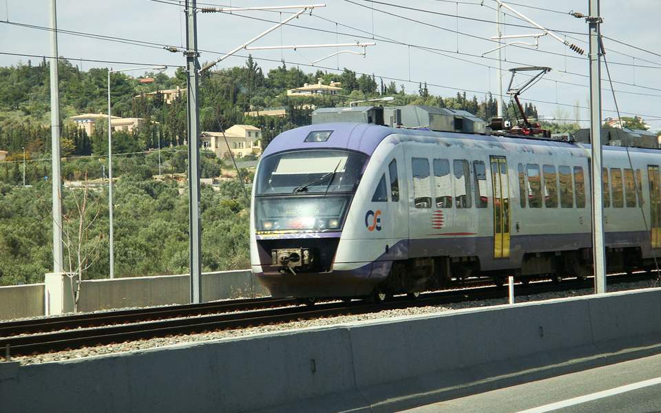 Trains, Athens tram holding stoppage on Thursday