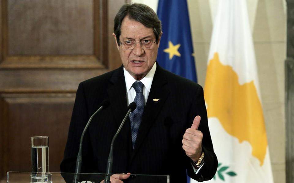 Nicosia looking to EU, US to avert crisis with Turkey, Anastasiades tells Kathimerini
