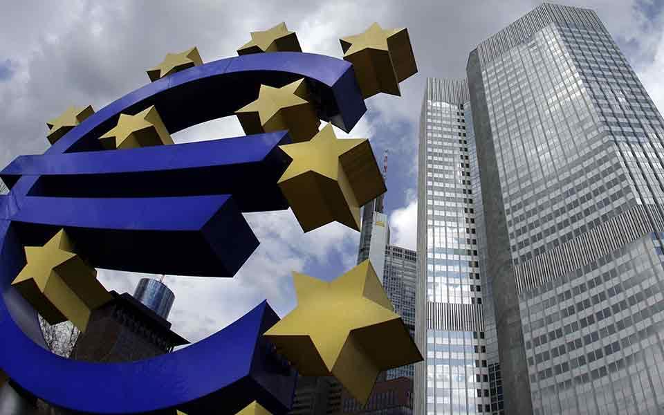 Eurozone agrees 750 million euros of debt relief measures for Greece