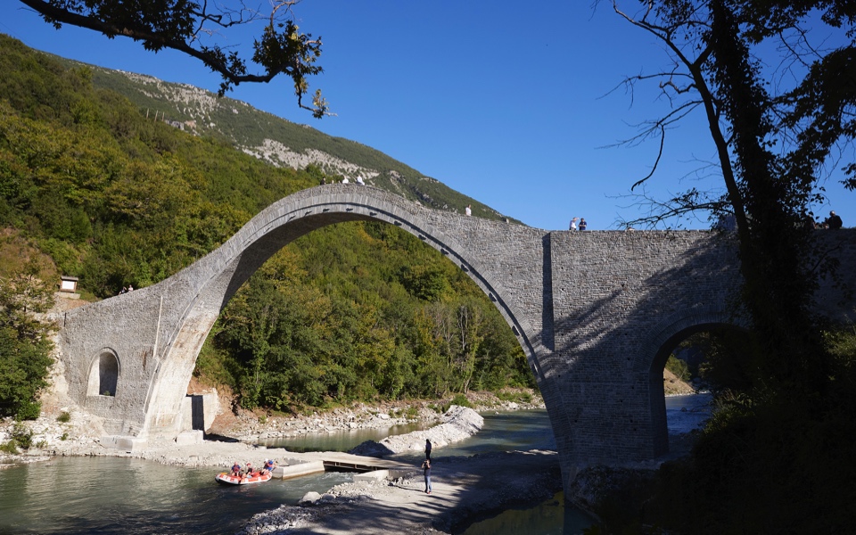 Restored Plaka Bridge project receives Europa Nostra heritage award
