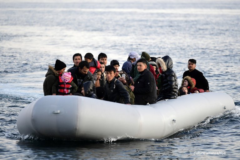 Migrant flows drop by three-quarters in Jan-Oct