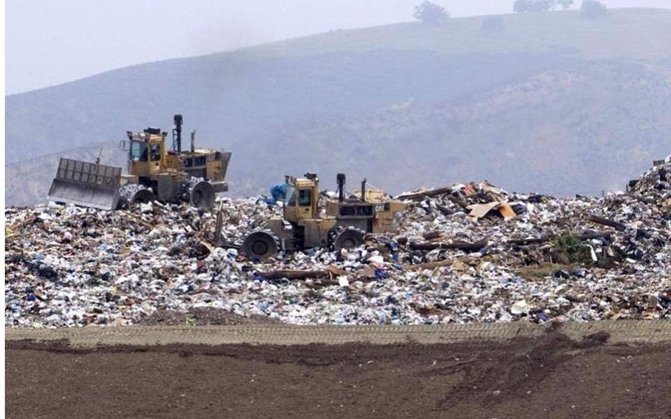 Residents near Fyli sound alarm over landfill