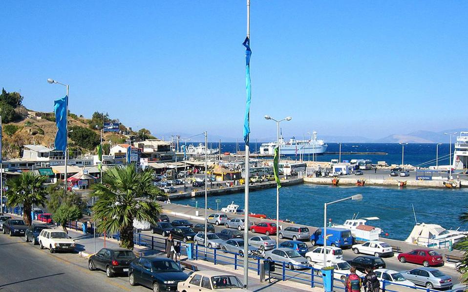 Sailings as usual from Rafina after ferry strike called off