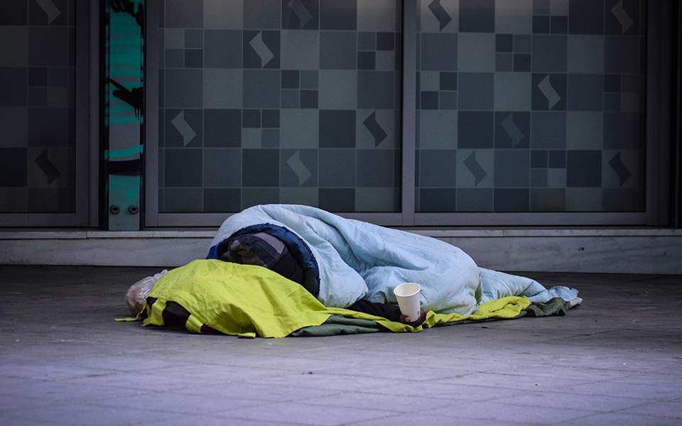 Athens opens heated shelters for the homeless