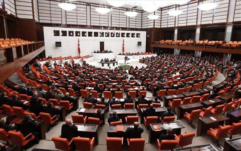 Turkish parliament OKs controversial Libya military deal