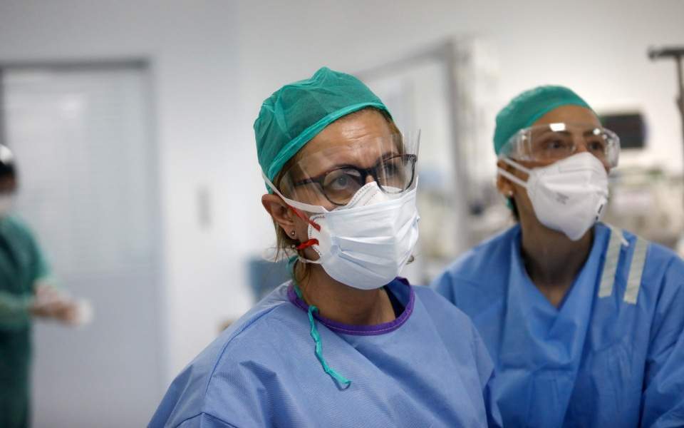 China’s Hainan Province donates surgical masks to Crete