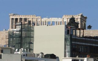 KAS rules in favor of demolishing Athens hotel’s top floors