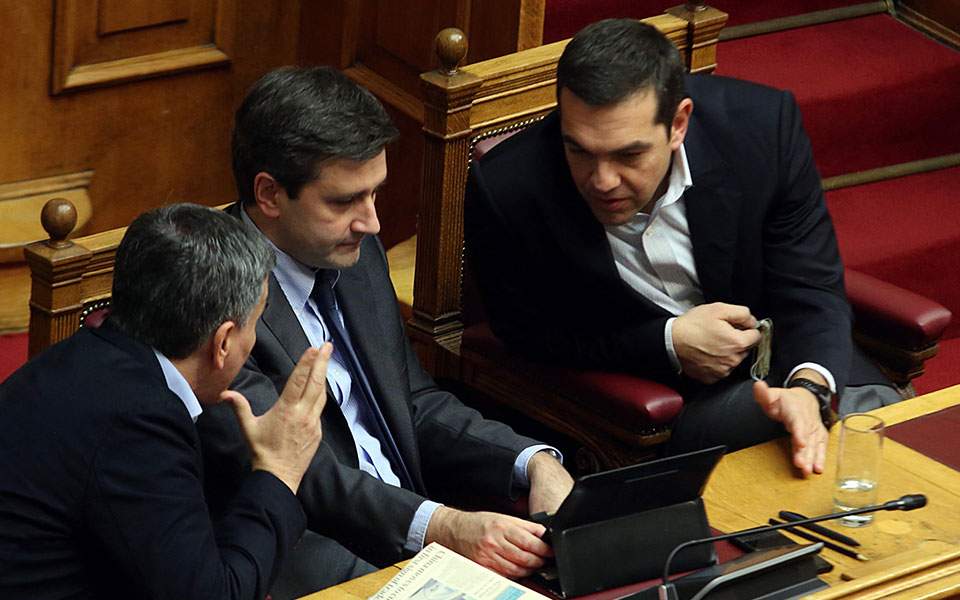 Tsipras planning handouts ahead of May elections