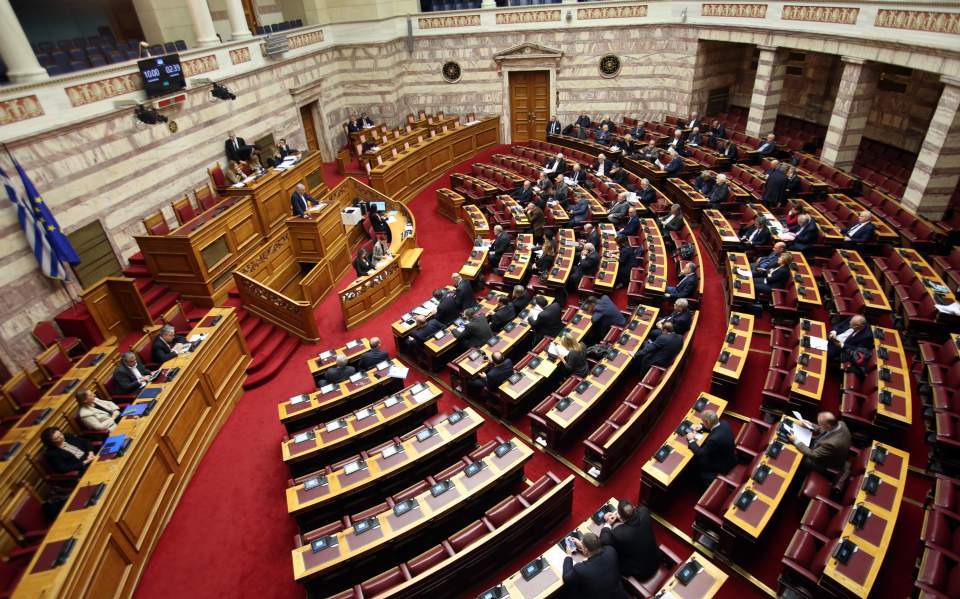 Greek lawmakers to vote on new electoral bill amid disagreements