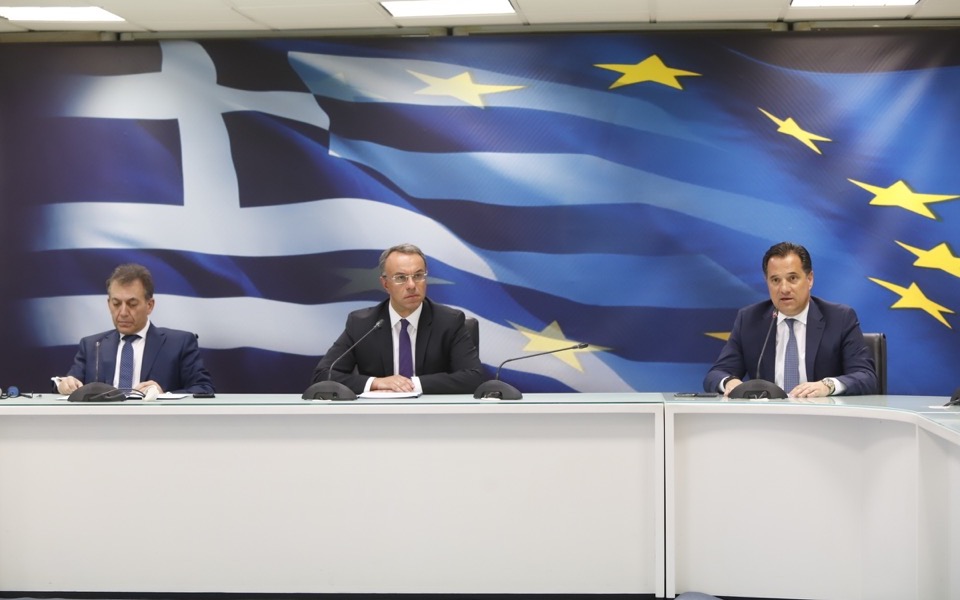 Package of 3.8 bln euros to keep Greek economy afloat