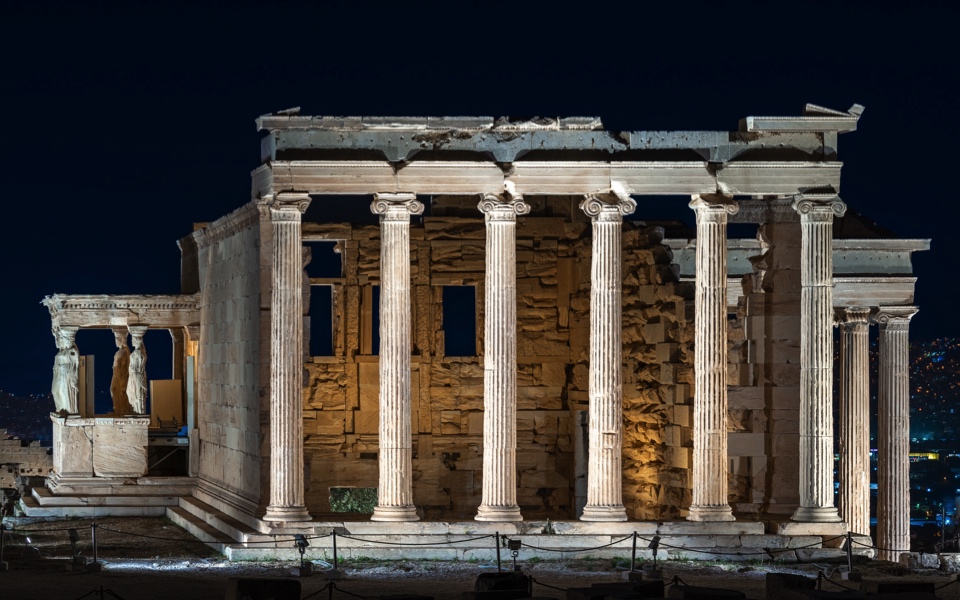 Parthenon: New lightning revealed in Culture Ministry photo
