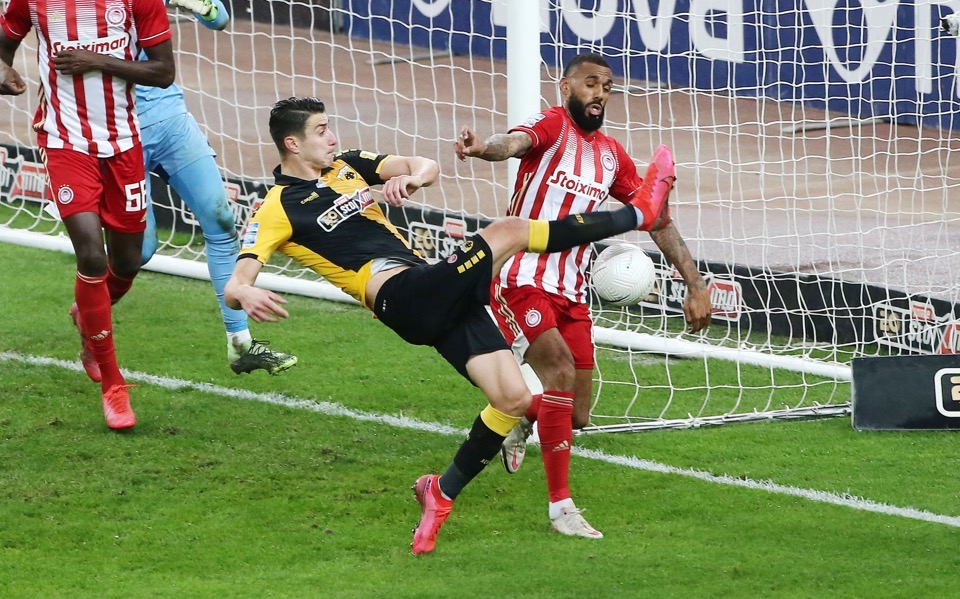 AEK and Olympiakos canceled each other out