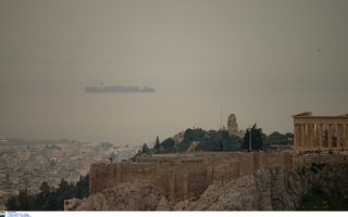 Greece enveloped in Saharan dust