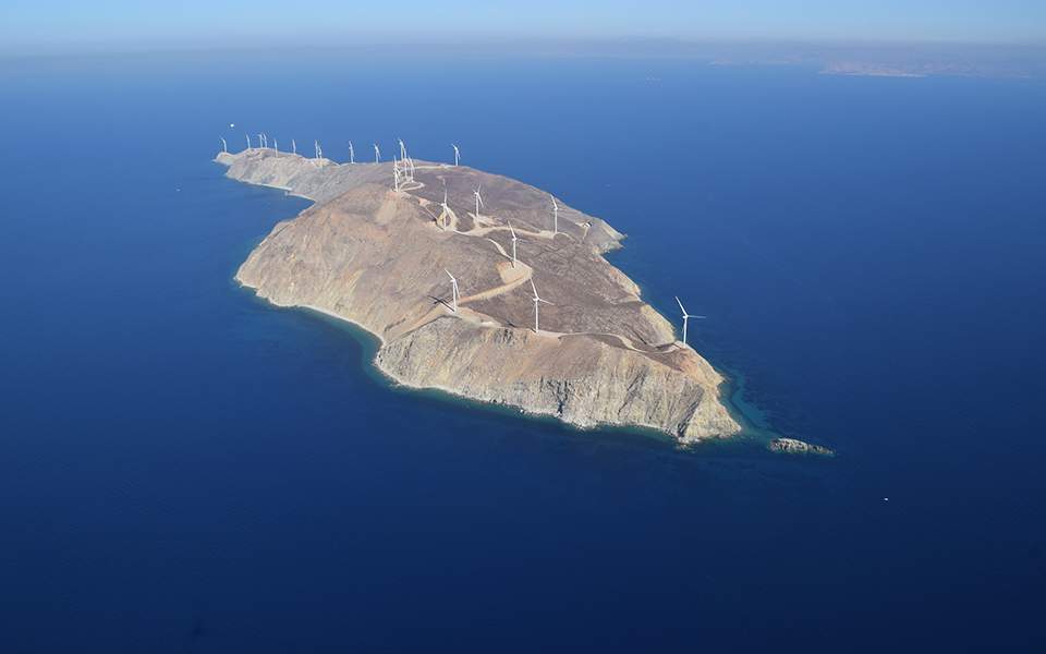 Municipalities vie over wind farm islet in Saronic Gulf