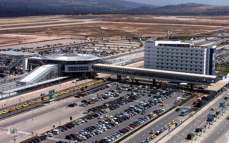 Huge decline in traffic at Athens airport