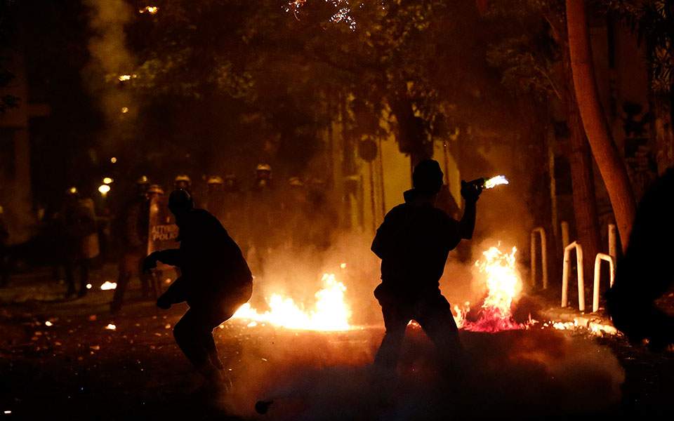 Riot police come under attack in Exarchia