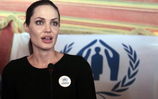 Angelina Jolie cancels Lesvos visit