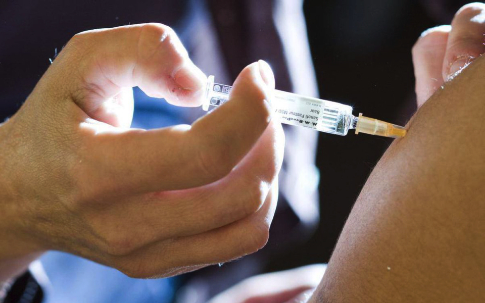 Doctors’ group tries to contain anti-vax movement