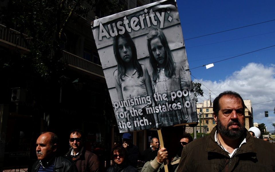 Court vindicates Greek bondholder over PSI