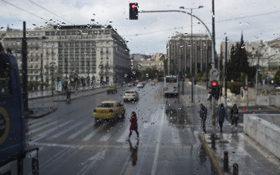 Torrential rain gridlocks Athens roads, hailstorms damage crops