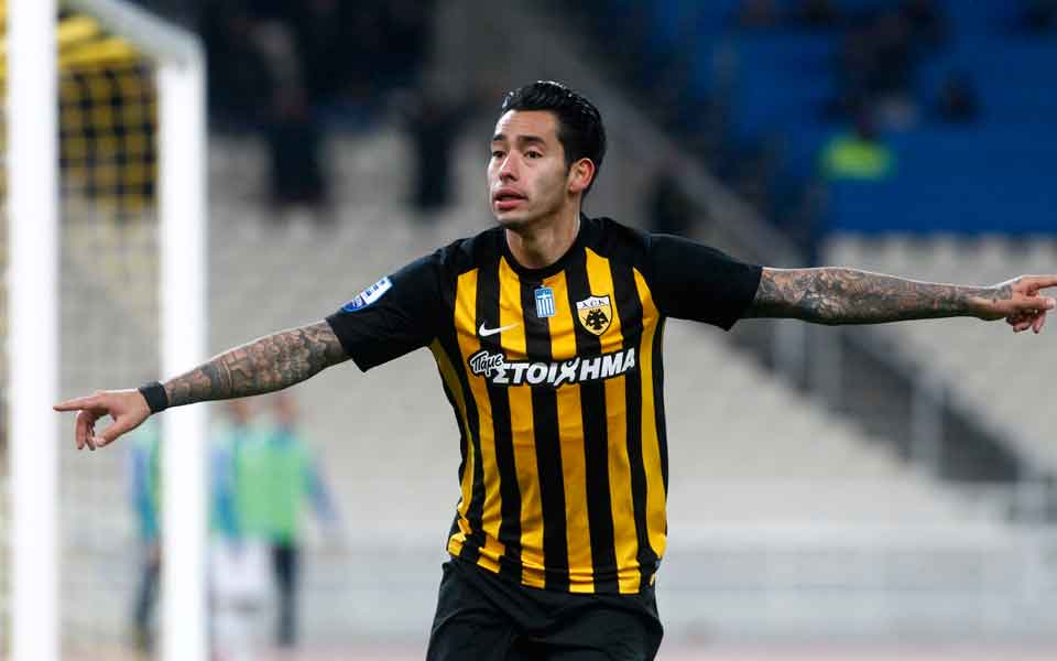 Araujo brace keeps AEK tied with PAOK