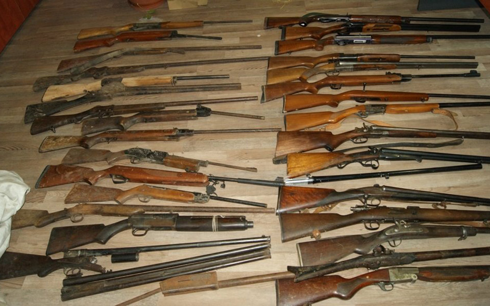 Ioannina man arrested over large weapons cache