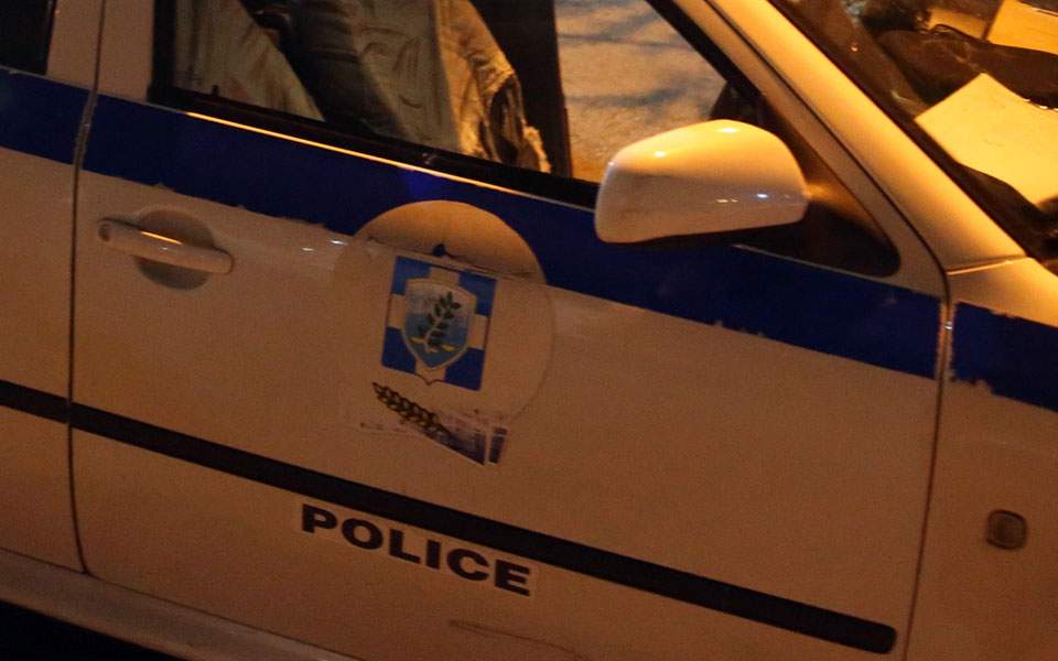 Teen girl accused of robbing and assaulting another teen in Thessaloniki