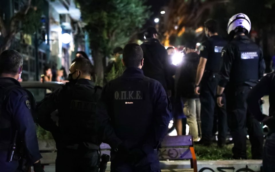 Six arrested in suspected migrant trafficking in Thessaloniki