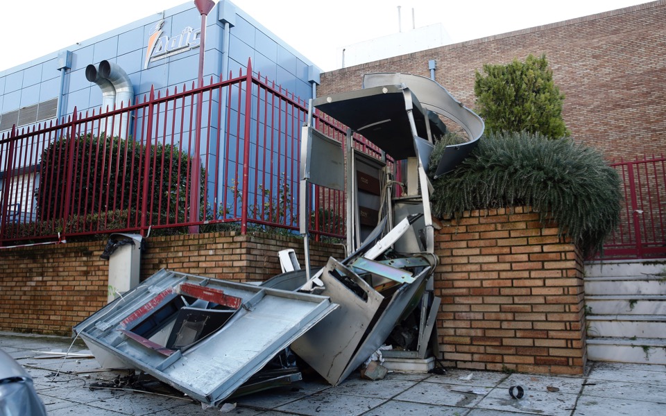 Robbers flee with cash after blowing up Maroussi ATM