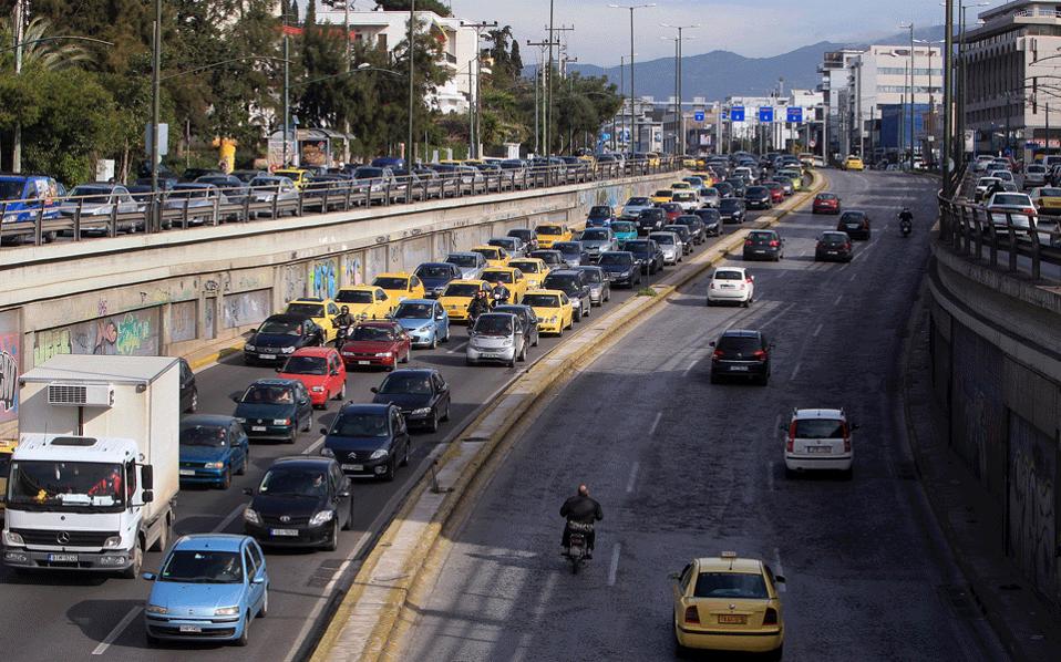 Greek road accidents drop 8.3 pct y-o-y in October