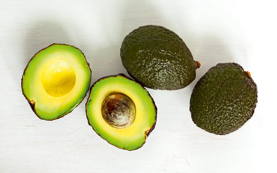 Farmers file suit against unknown avocado bandits